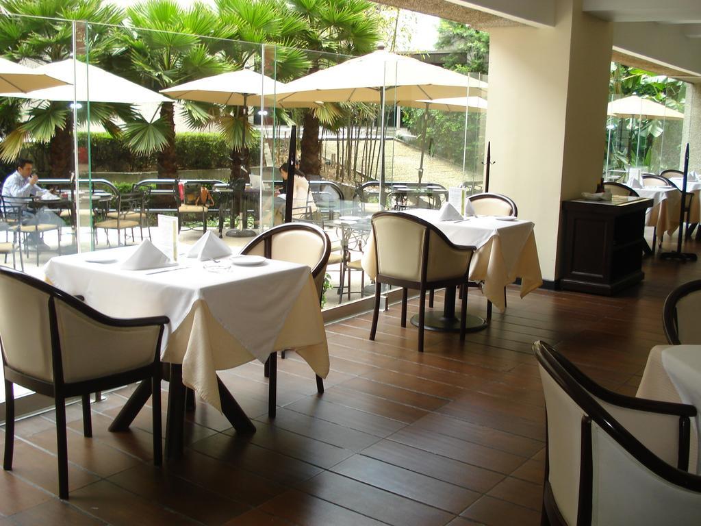 Royal Pedregal Hotel Мексико Сити Екстериор снимка The interior of the restaurant
